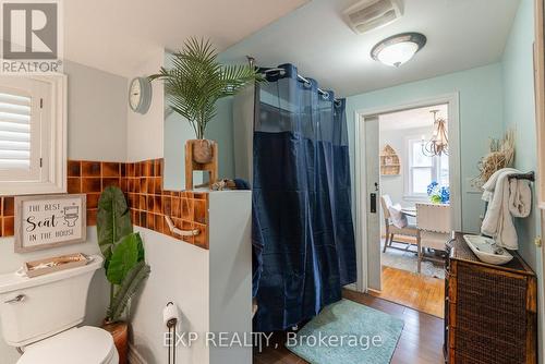 3791 Fairfield Avenue, Fort Erie (Crystal Beach), ON - Indoor Photo Showing Bathroom