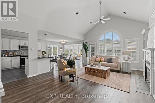 353 South Pelham Road, Welland (West Welland), ON - Indoor