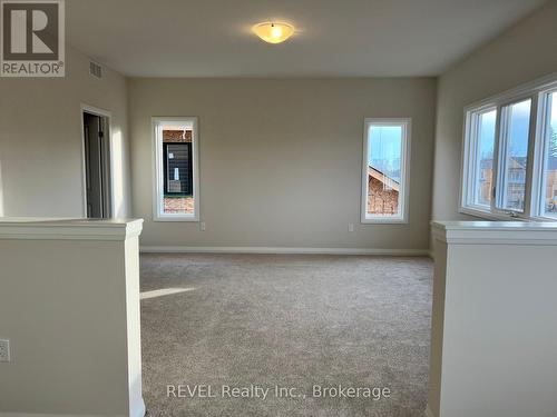1013 Kraft Road N, Fort Erie (Crescent Park), ON - Indoor Photo Showing Other Room