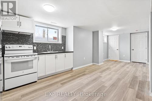 Lower - 92 Margery Avenue, St. Catharines (Haig), ON - Indoor Photo Showing Kitchen