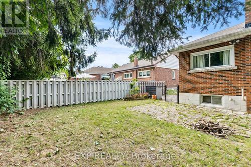 61 Radford Street, Hamilton (Ainslie Wood), ON - Outdoor
