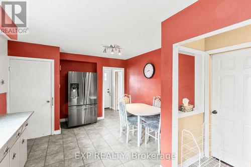 Main floor kitchen - 61 Radford Street, Hamilton (Ainslie Wood), ON - Indoor