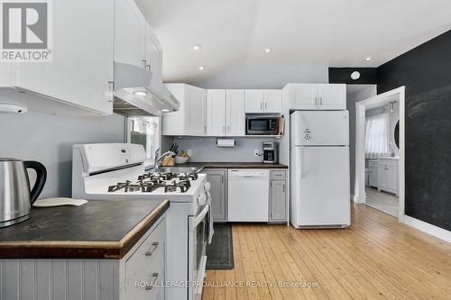 137 Puffball Inn Road, Trent Hills, ON - Indoor Photo Showing Kitchen