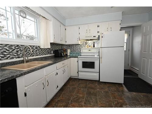 28 Huron Ave, Fredericton, NB 