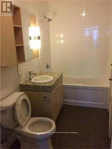 2503 - 33 Singer Court, Toronto, ON - Indoor Photo Showing Bathroom