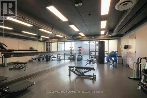 1127 - 25 Lower Simcoe Street, Toronto, ON - Indoor Photo Showing Gym Room