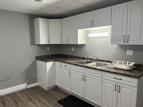 4 Steedman Drive, Marathon, ON - Indoor Photo Showing Kitchen With Double Sink