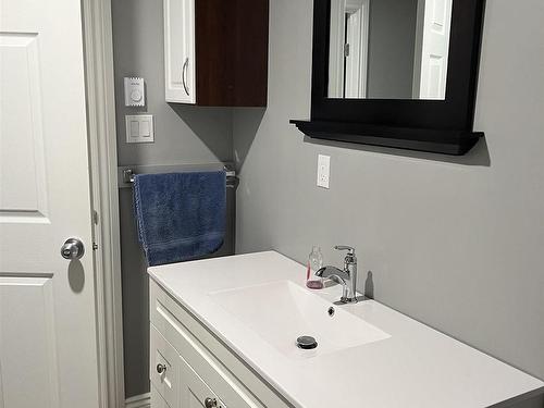 4 Steedman Drive, Marathon, ON - Indoor Photo Showing Bathroom