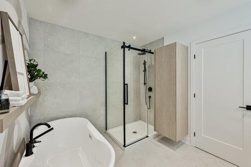 Salle de bains - 49 Rue Du Noroît, Lanoraie, QC 