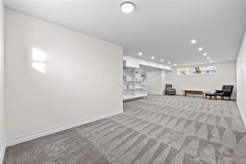 345 Beaverbrook Street, Winnipeg, MB - Indoor Photo Showing Other Room