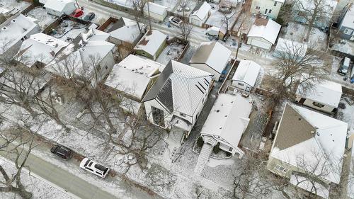 345 Beaverbrook Street, Winnipeg, MB - Outdoor