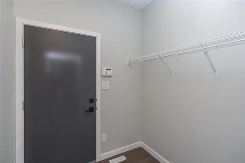 111 Oshanski Pl, West St Paul, MB 