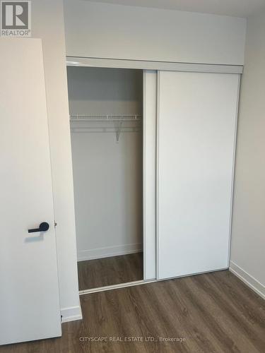 3305 - 195 Commerce Street, Vaughan, ON - Indoor Photo Showing Other Room