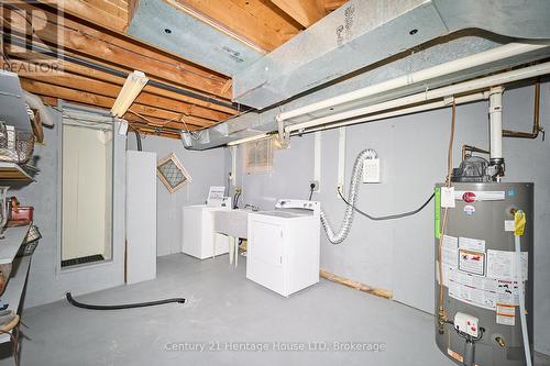 Laundry area in the basement - 15 Malkin Avenue, Fort Erie (Lakeshore), ON - Indoor