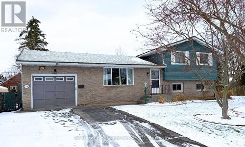Garage with paved driveway - 15 Malkin Avenue, Fort Erie (Lakeshore), ON - Outdoor