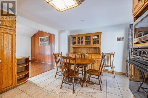 5923 Keith Street, Niagara Falls (Church'S Lane), ON - Indoor Photo Showing Dining Room