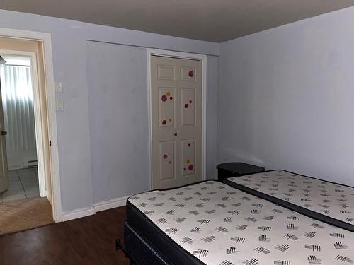 Chambre à coucher - 52 Rue Ross, Saint-Jean-Sur-Richelieu, QC - Indoor Photo Showing Bedroom