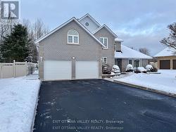 127 OWENS STREET  Pembroke, ON K8A 8K1