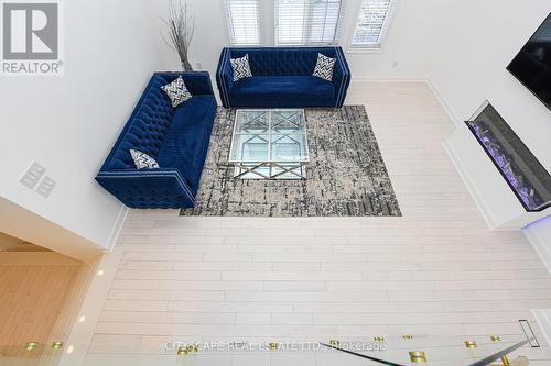 4637 James Austin Drive, Mississauga, ON - Indoor