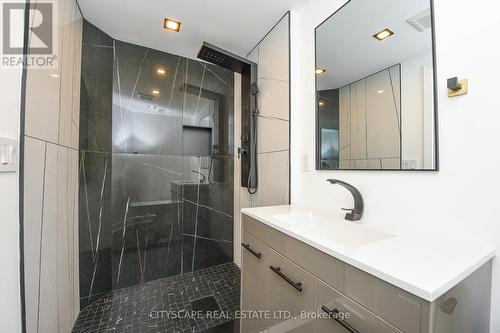 4637 James Austin Drive, Mississauga, ON - Indoor Photo Showing Bathroom