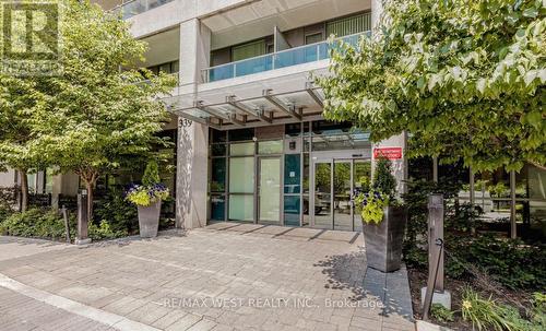 1812 - 339 Rathburn Road W, Mississauga, ON - Outdoor With Balcony