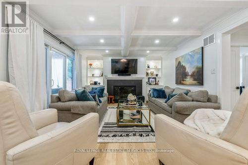 2498 Robin Drive, Mississauga, ON - Indoor Photo Showing Living Room With Fireplace