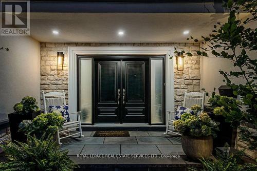 2498 Robin Drive, Mississauga, ON - Indoor Photo Showing Other Room