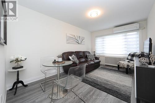 Main - 459 Hopewell Avenue N, Toronto, ON - Indoor Photo Showing Living Room