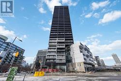 2409 - 170 BAYVIEW AVENUE  Toronto, ON M5A 0M4