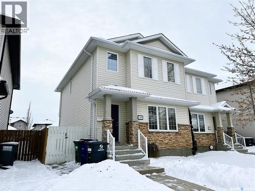 110 Lynd Crescent, Saskatoon, SK - Outdoor With Facade