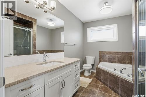 1107 Werschner Crescent, Saskatoon, SK - Indoor Photo Showing Bathroom