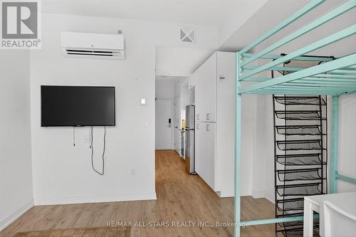 220 - 1800 Simcoe Street N, Oshawa (Samac), ON - Indoor Photo Showing Other Room