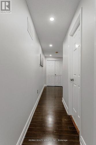 32 Heddon Court, Brampton, ON - Indoor Photo Showing Other Room