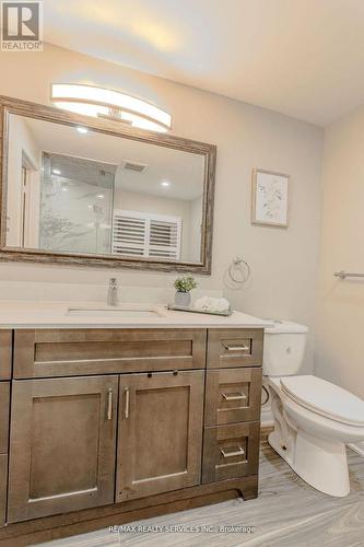 32 Heddon Court, Brampton, ON - Indoor Photo Showing Bathroom