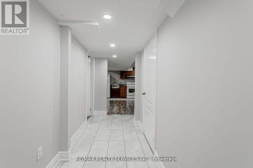 32 Heddon Court, Brampton, ON - Indoor Photo Showing Other Room