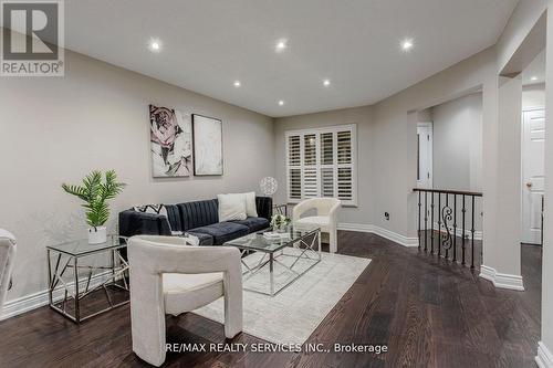 32 Heddon Court, Brampton, ON - Indoor