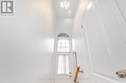 7186 Triumph Lane, Mississauga, ON - Indoor Photo Showing Other Room