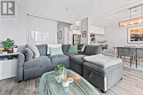 709 - 69 Lynn Williams Street, Toronto, ON - Indoor Photo Showing Living Room