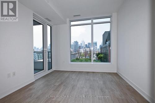 1219E - 576 Front Street W, Toronto, ON - Indoor Photo Showing Other Room
