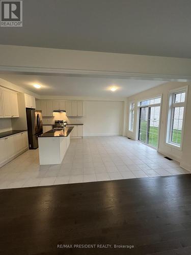 130 Wraggs Road, Bradford West Gwillimbury, ON - Indoor