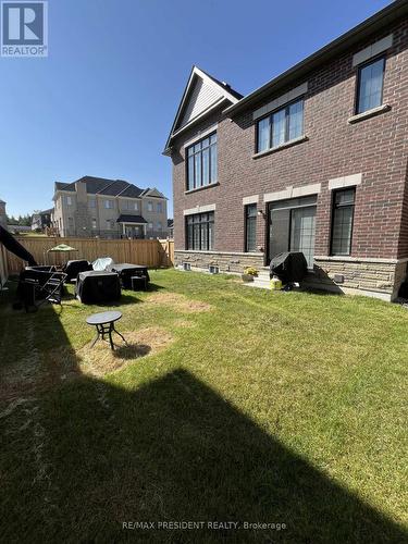 130 Wraggs Road, Bradford West Gwillimbury, ON - Outdoor