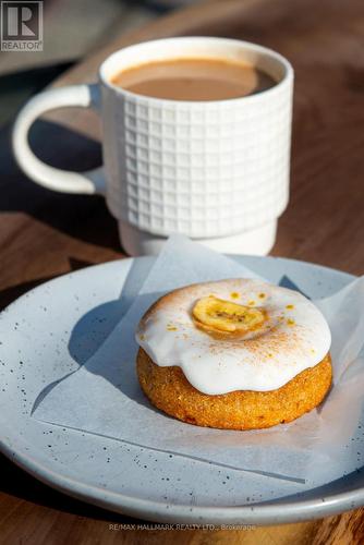 2256 Queen Street E, Toronto, ON 