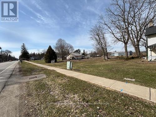 Lot Viewing South south West Streetscape - 639 Mount Pleasant Road S, Brant (Brantford Twp), ON 