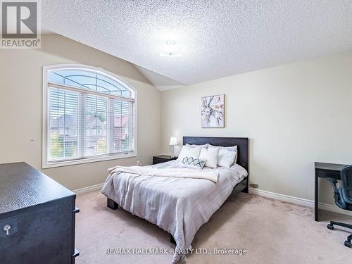 3099 Velmar Drive, Mississauga, ON - Indoor Photo Showing Bedroom