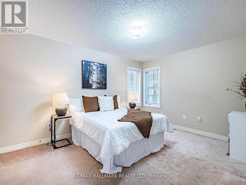 3099 Velmar Drive, Mississauga, ON - Indoor Photo Showing Bedroom
