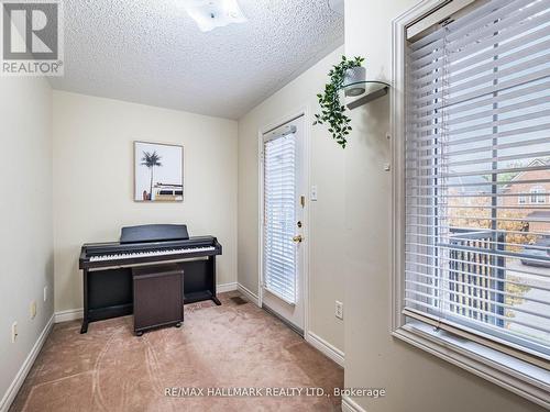 3099 Velmar Drive, Mississauga, ON - Indoor Photo Showing Other Room