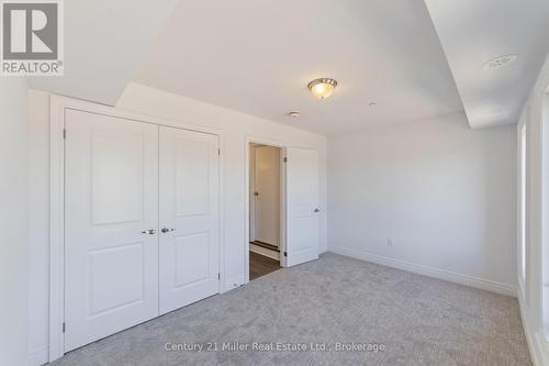 43 - 2140 Trafalgar Road, Oakville (Ro River Oaks), ON - Indoor Photo Showing Other Room