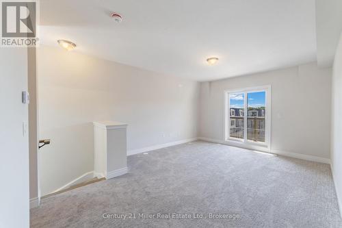 43 - 2140 Trafalgar Road, Oakville (Ro River Oaks), ON - Indoor Photo Showing Other Room