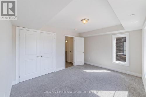 43 - 2140 Trafalgar Road, Oakville (Ro River Oaks), ON - Indoor Photo Showing Other Room