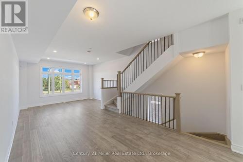 43 - 2140 Trafalgar Road, Oakville (Ro River Oaks), ON - Indoor Photo Showing Other Room